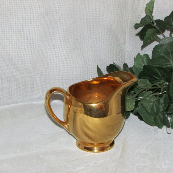 Royal Winton Golden Age Vintage Footed Creamer Gilt England - Picture 5 of 7